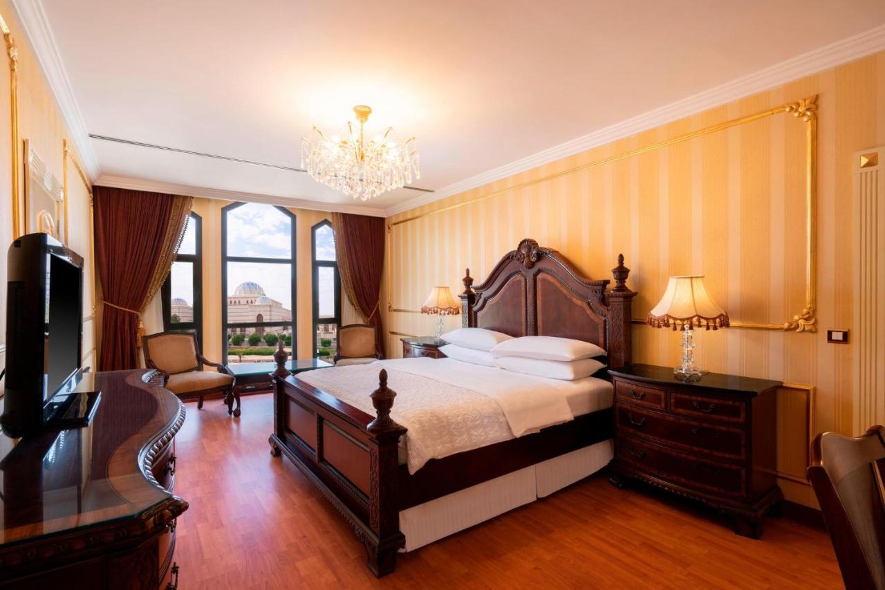Le Meridien Medina Kültér fotó A bedroom at the hotel