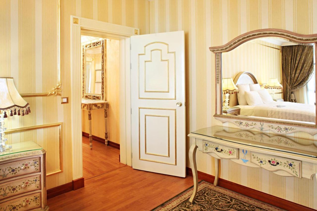 Le Meridien Medina Kültér fotó Interior door