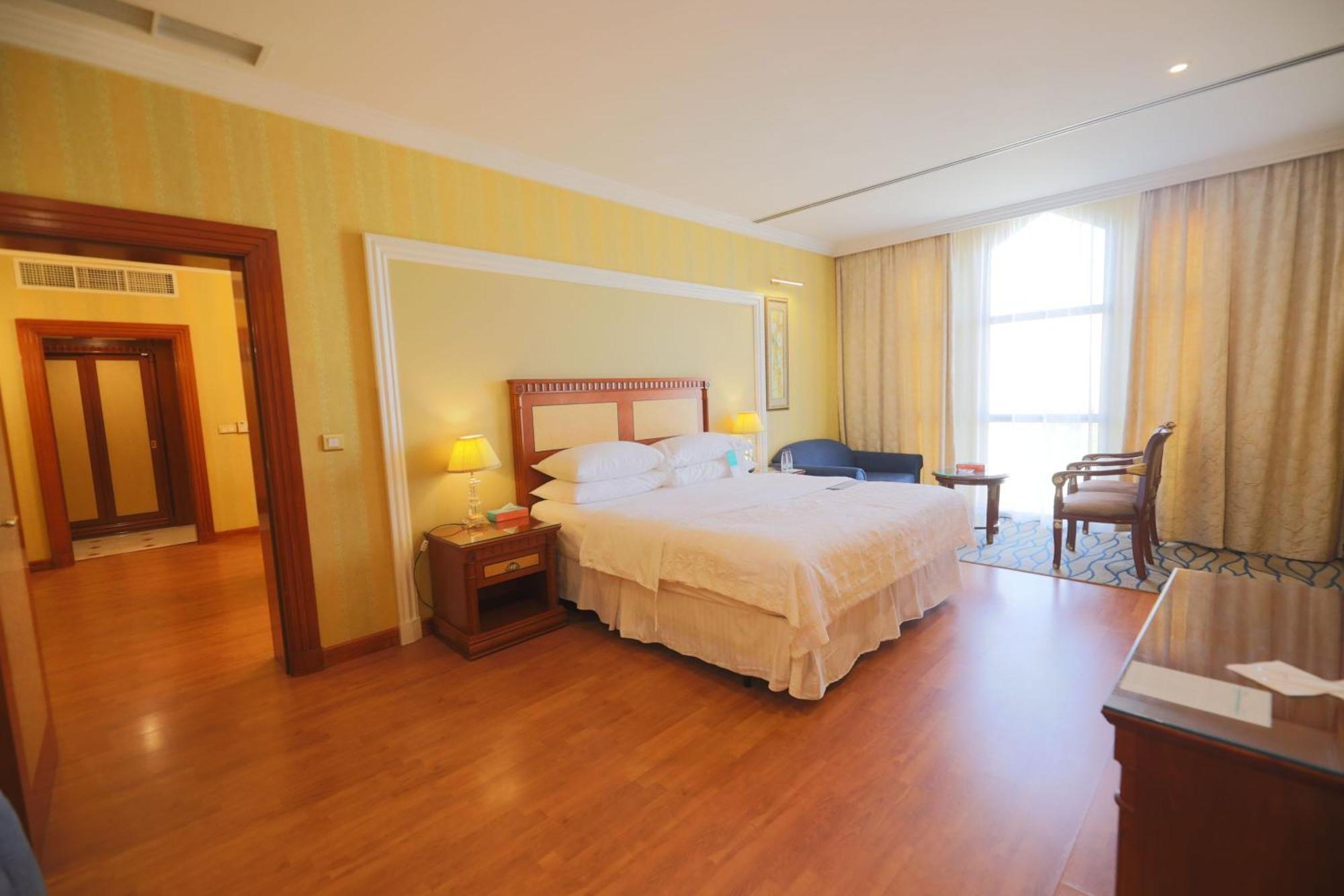 Le Meridien Medina Kültér fotó A bedroom at the hotel
